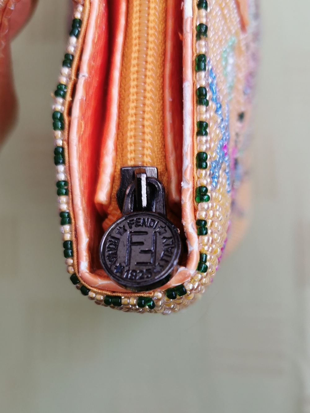 FENDI luxury  vintage beaded tote bag . - Picture 4 of 9